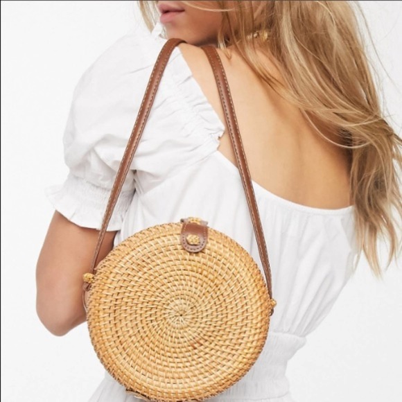 Handbags - Rattan Straw Purse Tote Bag Circle FROM BALI NWOT